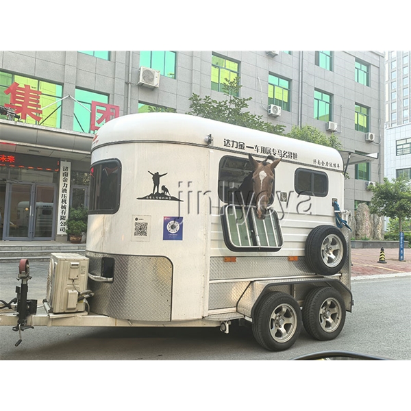 内蒙古运马车